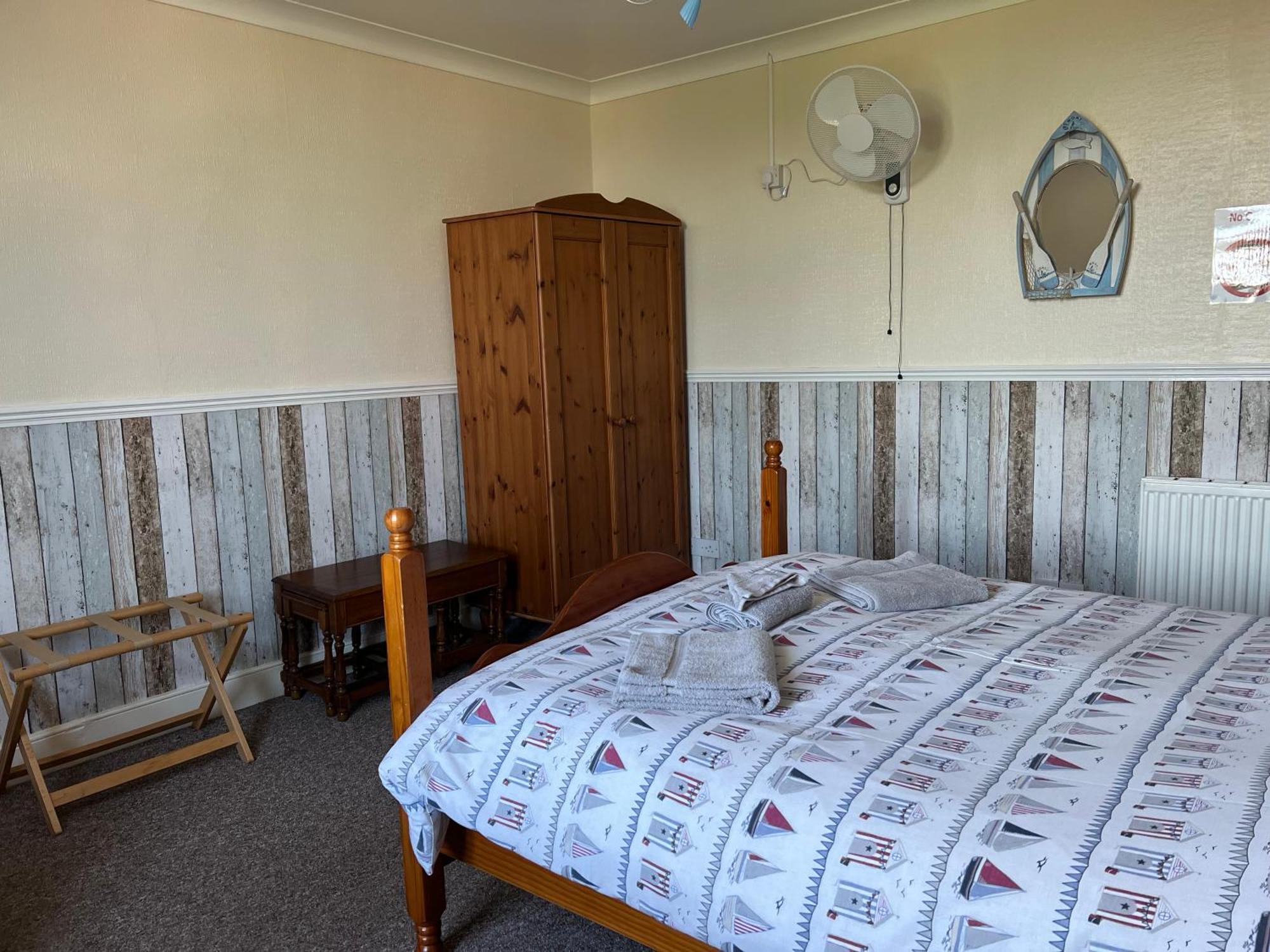Hotel Clarence House Skegness Exterior foto